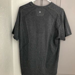 Lulu lemon shirt